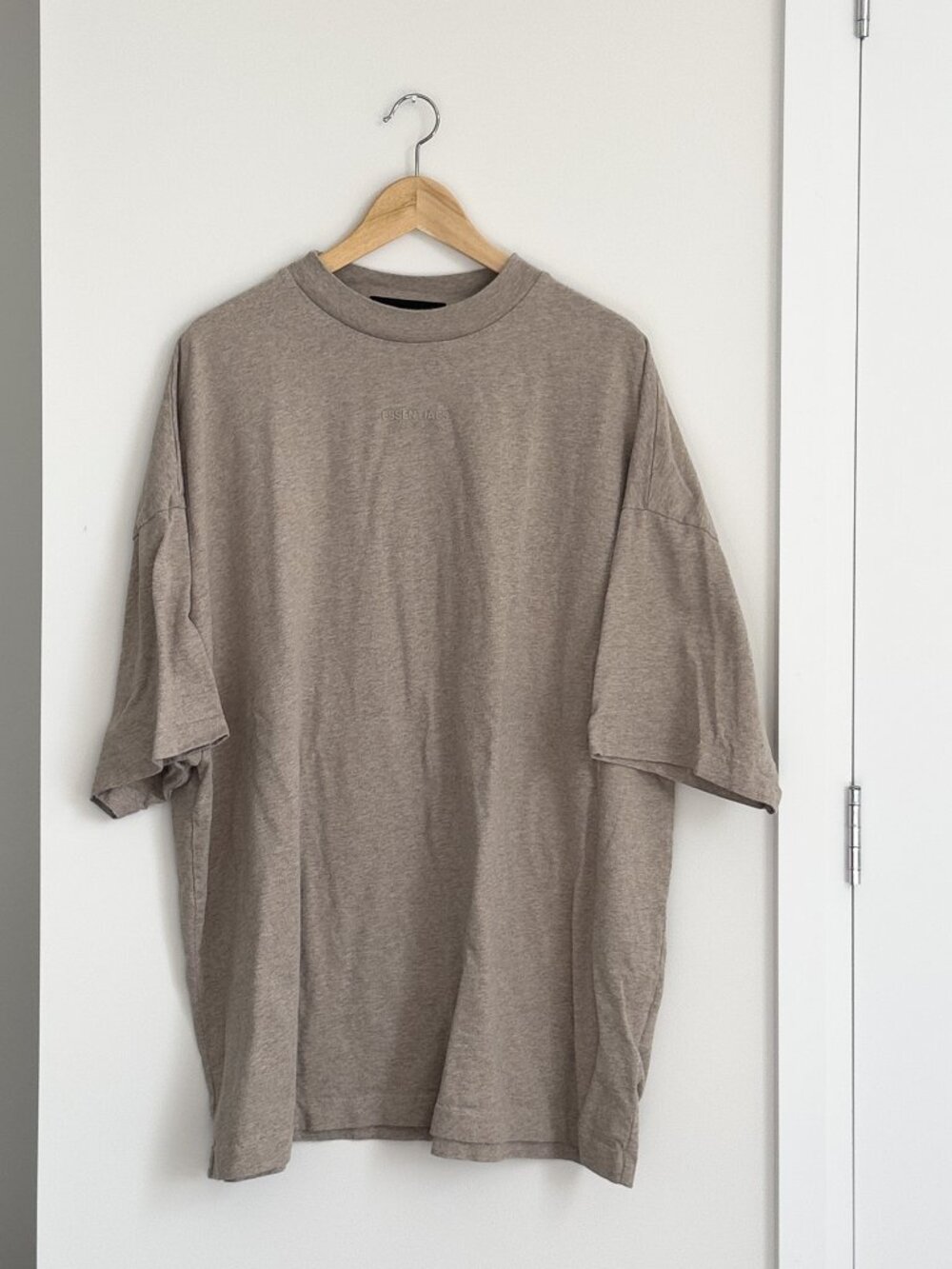 ESSENTIALS - FEAR OF GOD - Mens - Oversized Tee - Tan - Large